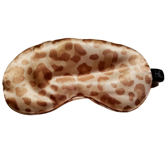 Hallmart Satin Sleep Mask and Pillowcase set Animal Print - Picture 3 of 5